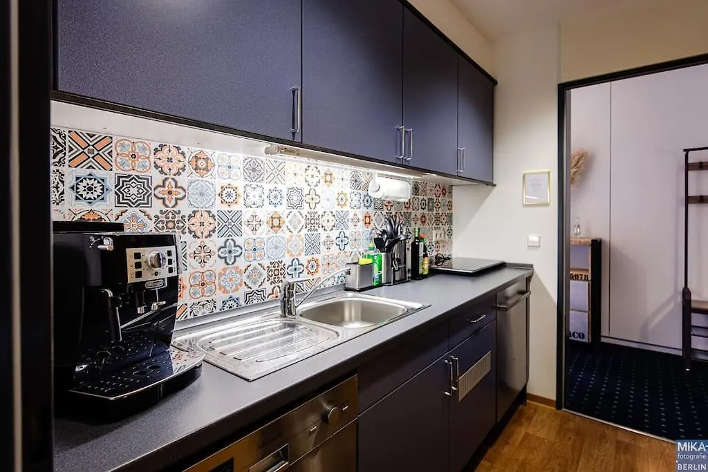 150 M² Unterkunft Mit Billard, Kicker & Parkplatz Apartment Berlin