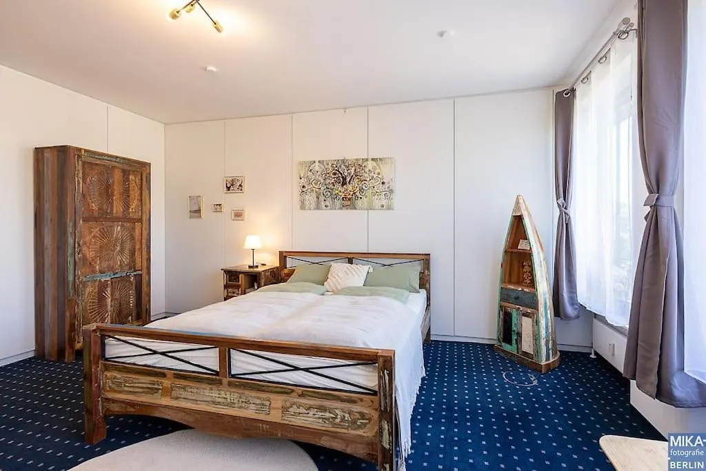 150 M² Unterkunft Mit Billard, Kicker & Parkplatz Apartment Berlin Germany