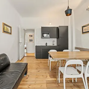  Lägenhet Mooeve Friedrichs Mid